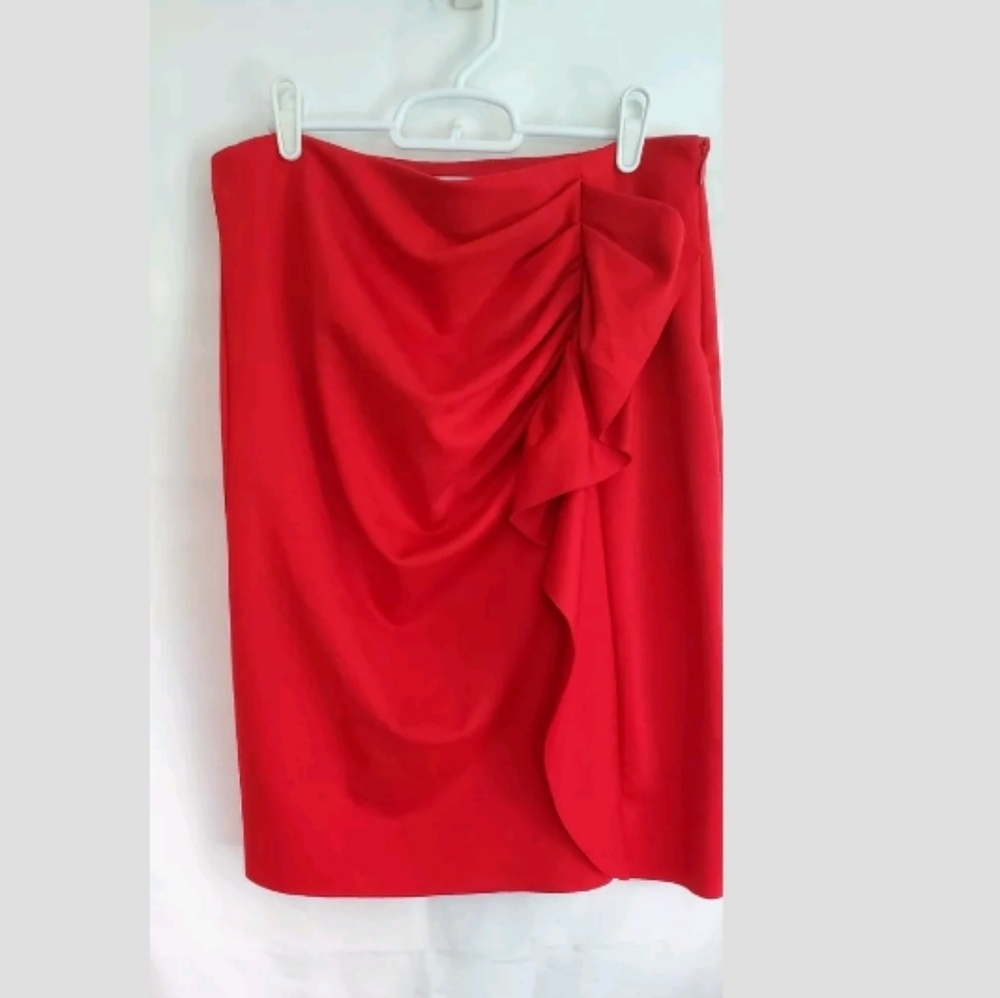 NWT New York & Co Red Draped Pencil Stretch Skirt Side Zipper Closure Size 8